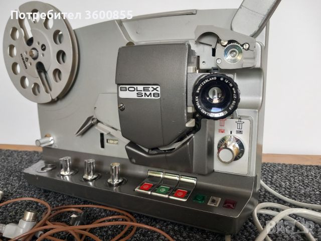 Киномашина Bolex sm8, снимка 2 - Плейъри, домашно кино, прожектори - 45917495