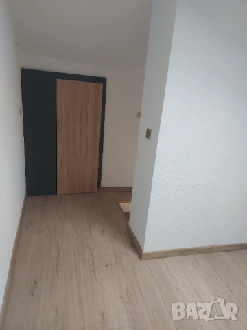 Обзаведен 4-стаен апартамент в предпочитан район, снимка 12 - Апартаменти - 53990218