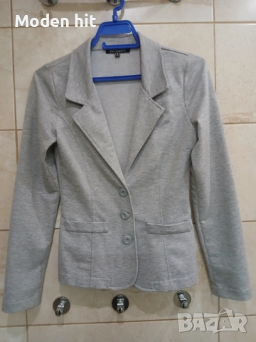 Дамски сака, снимка 9 - Сака - 54286997