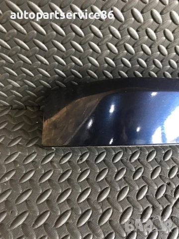 Декоративна лайсна за задна лява броня син цвят за Volvo C70 (2001) 8600109, снимка 3 - Части - 54029455