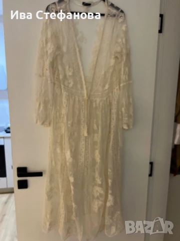 Нова плажна дълга  бяла памучна дантелена наметка, плажно пончо ,кафтан плажна дълга рокля