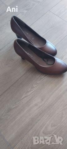 Чисто нови с етикет обувки Тамарис, снимка 1 - Дамски обувки на ток - 46406169