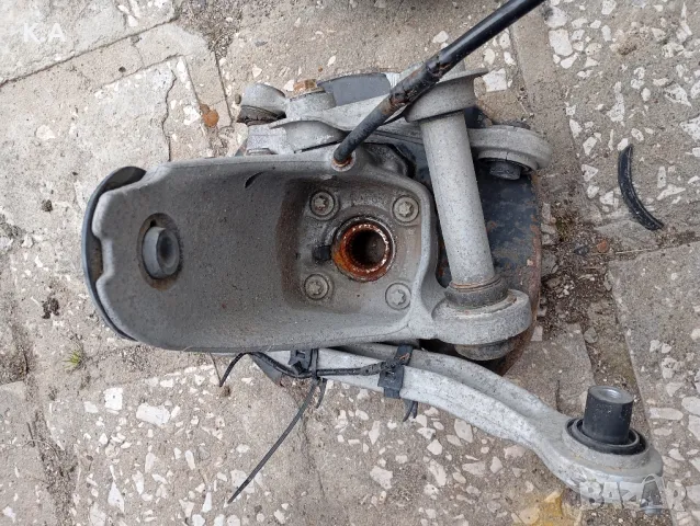 Задни шенкели BMW E39 520i Комби, снимка 5 - Части - 50334887