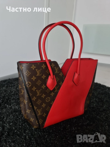 Дамска чанта, снимка 3 - Чанти - 52272108