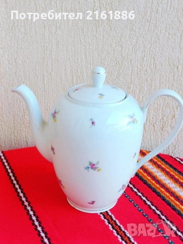 Чайник и кръгло плато на Kahla , снимка 3 - Чинии - 52107146