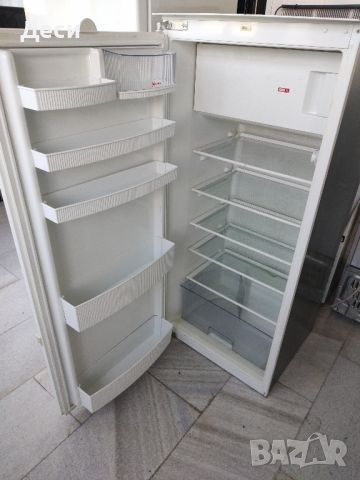 Хладилник с камера за вграждане , снимка 4 - Хладилници - 45240254