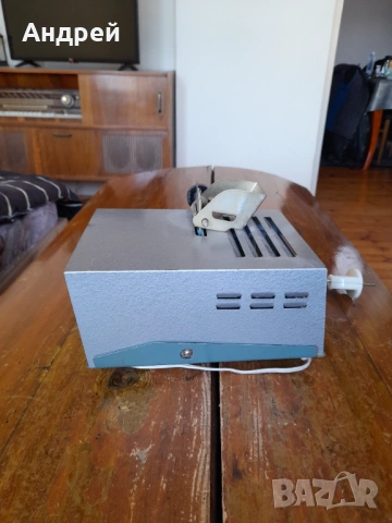 Стар прожекционен апарат #4, снимка 4 - Антикварни и старинни предмети - 53988744