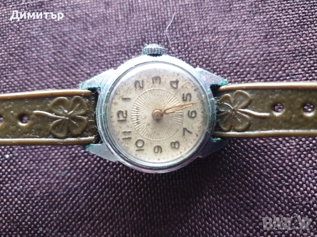 Рядък съветски дамски часовник АВРОРА, снимка 2 - Мъжки - 52009212