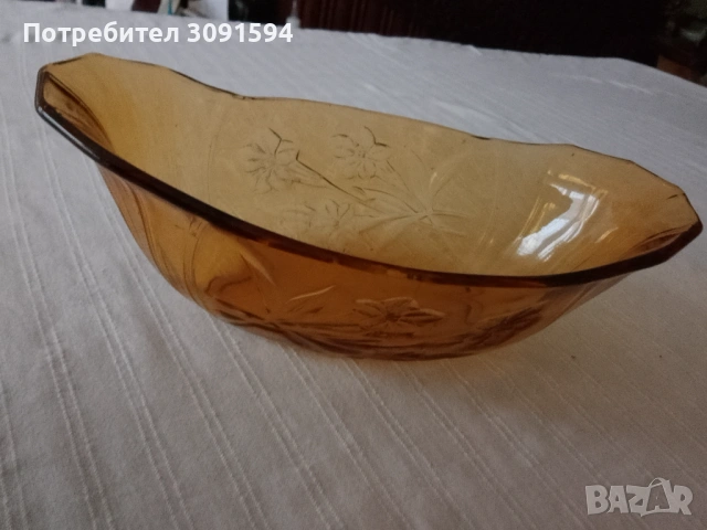 Винтидж арт деко 1930 стъклена купа кехлибарен цвят , снимка 2 - Други ценни предмети - 41709650