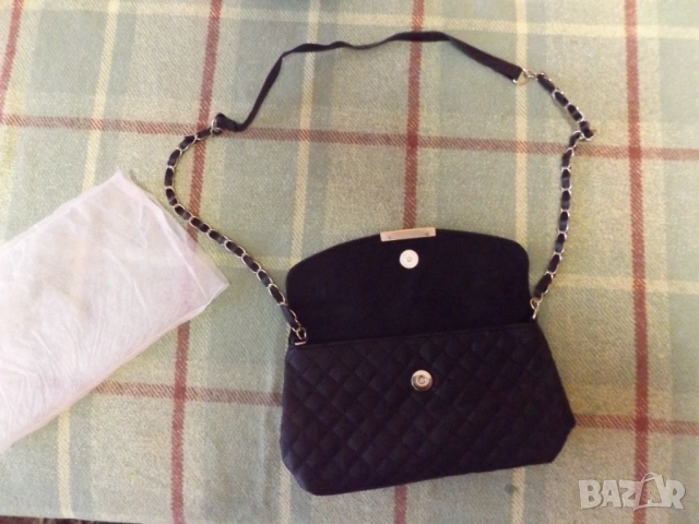 Дамска чанта Mango чантичка кожена през рамо, снимка 2 - Чанти - 53625546