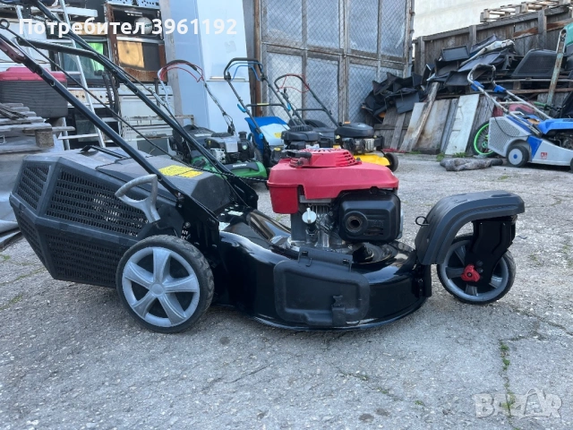 Самохода на моторна косачка HONDA 5.5 hp, снимка 3 - Градинска техника - 54140446