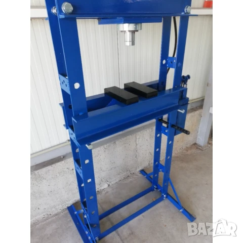 Хидравлична преса 30 тона