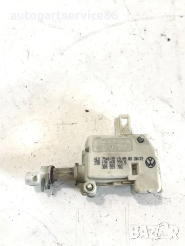 Актуатор за капачка на резервоара за Porsche Cayenne 4.5 V8 (2005) 1J0810773B 