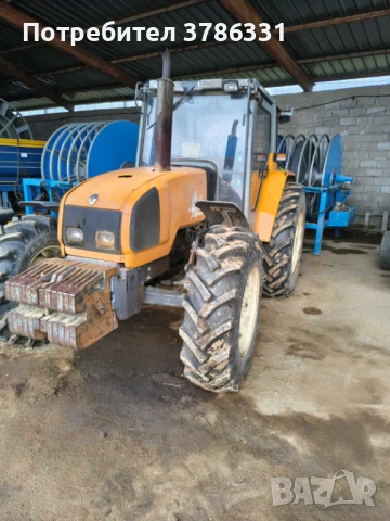  Трактори Renault R33726, снимка 2 - Селскостопанска техника - 53495899