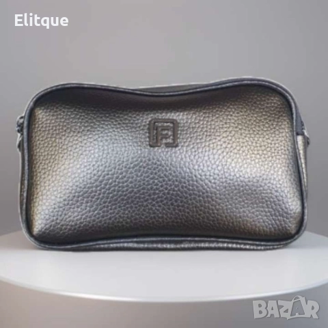 Кокетна и компактна дамска к. чанта за през рамо със сваляща се дръжка, снимка 9 - Чанти - 52853555