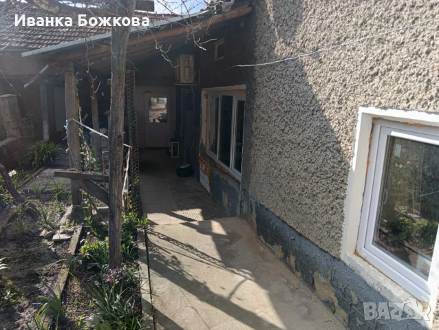 Къща в село Веселиново, област Шумен, снимка 2 - Къщи - 54178460
