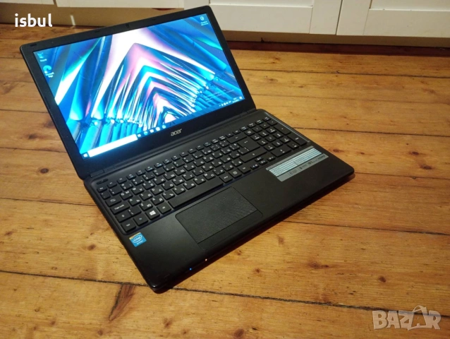 Лаптоп Acer, отличен, 15 инчов дисплей, батерия 4 часа , НОВО SSD