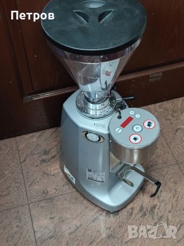 Професионална Кафемелачка MAZZER LUIGI Spa, снимка 5 - Обзавеждане за заведение - 45097540