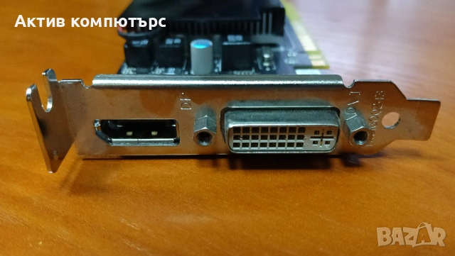 Видеокарта Fujitsu AMD Radeon R7 340 2GB GDDR5 DVI DP PCI-E Low Profile, снимка 3 - Видеокарти - 53563972