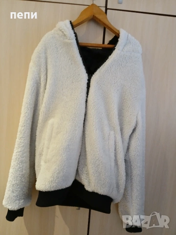 Дамско топло и меко якенце-M размер, снимка 3 - Спортни екипи - 53137372