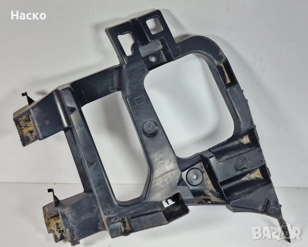Заден Десен Държач Скоба Крепеж Задна Броня Citroen C5 III X7 Комби Ситроен Ц5 2008-2017 9681048580
