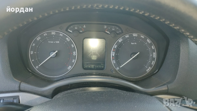 Шкода Октавия 2.0 дизел 105 коня. 4×4. продава се само на части., снимка 10 - Автомобили и джипове - 52222264