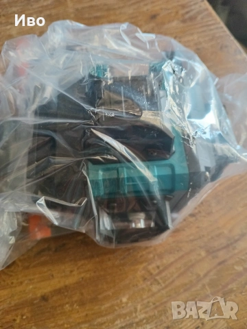 Лазерен нивелир чисто нов , снимка 4 - Измервателни инструменти - 54234362