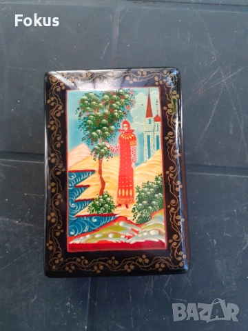 Стара руска лакова кутия ръчно рисувана Федоскино Палекс