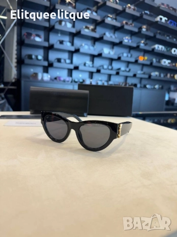 очила с черен обикновен калъф и Ув защита ysl saint laurent , снимка 6 - Слънчеви и диоптрични очила - 52259789