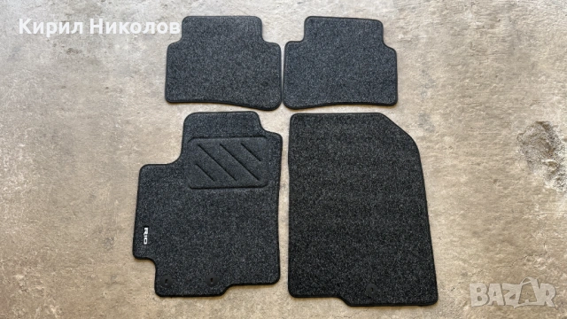 Оригинални мокетни стелки KIA Rio IV