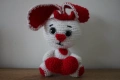 Плетено зайче в червено и бяло - ръчно изработено, снимка 3