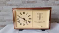Руски настолен часовник - Маяк с термометър и хигрометър - Made in USSR - 1970г., снимка 1