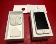 Apple iPhone SE 16Gb Silver Фабрично отключен Айфон телефон, снимка 9