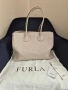 Дамска чанта Furla, снимка 1