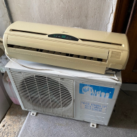 стари климатици , снимка 1 - Друга електроника - 44951914