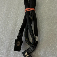 Dell PowerEdge T320/420/620 Mini SAS кабел (DP/N: 0DJXF7), снимка 1 - Кабели и адаптери - 44972613