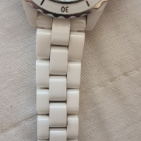 Дамски оригинален ръчен часовник CHANEL J12 Ceramic , снимка 2 - Дамски - 45054949