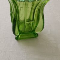  Ваза Арт Деко зелено стъкло - 1920-1930г, снимка 8 - Други ценни предмети - 45401866