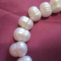 Дамска гривна естествени перли, снимка 2 - Гривни - 45192159
