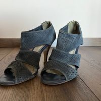 Елегантни сандали от естествен велур, снимка 2 - Сандали - 45220758