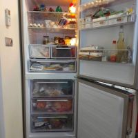 Хладилник Ariston, снимка 2 - Хладилници - 45081826