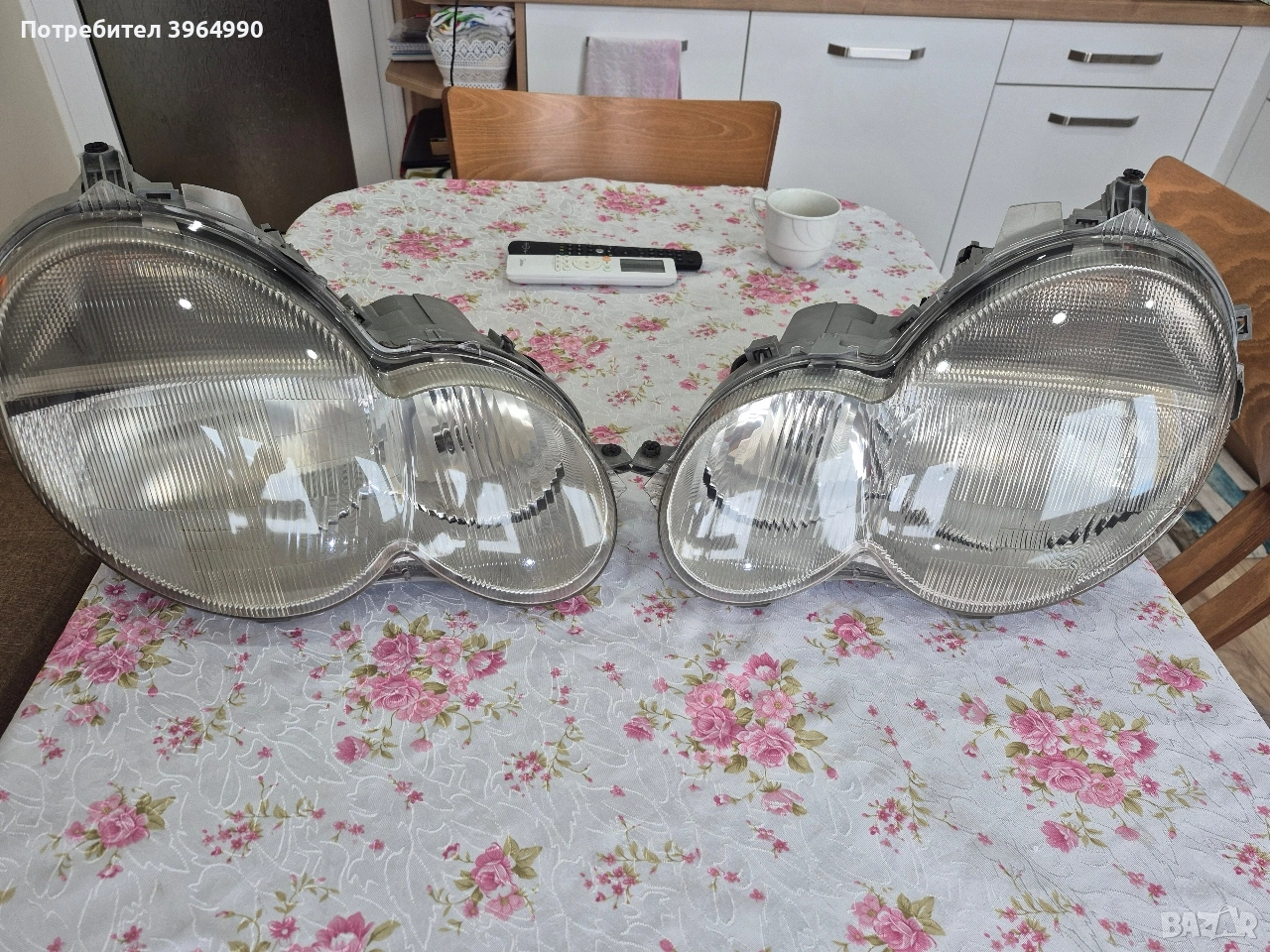 Оригинални фарове за мерцедес С клас W203 спорт купе преди фейс , снимка 1