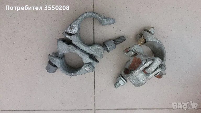 Скоби за тръбно скеле, 2 броя, снимка 1