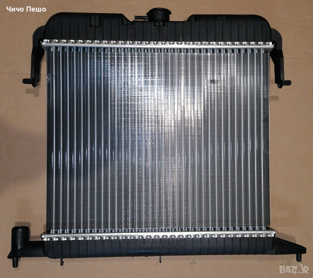 Чисто НОВ радиатор BEHR оригинал ЕЕ 90 231 318 Opel Omega A C20NE, снимка 1