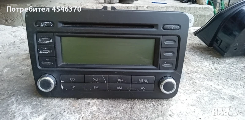 Радио сиди  за Волксваген Голф 5 1.9 дизел 105к.с 2006г, снимка 1