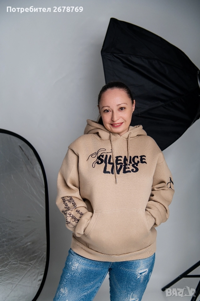 Суичър „Silence Lives“, снимка 1