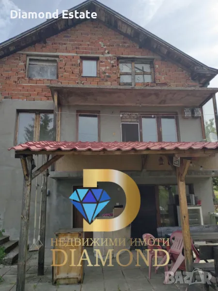 Къща в село Златна Ливада общ. Чирпан, снимка 1