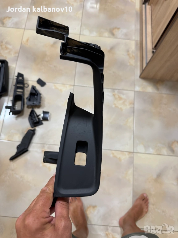 Вътрешна част на дръжката на задна лява врата на Ауди Audi A8 D4 4H само за 50Eur. 4H0959515, снимка 1