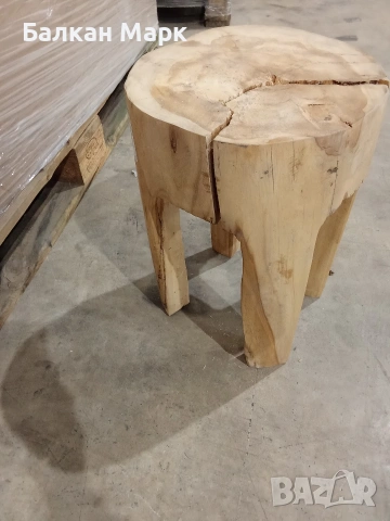 Масивно дървено столче/масичка (∅28 см, H41 см) – ЗА РЕСТАВРАЦИЯ, снимка 3 - Столове - 54063203
