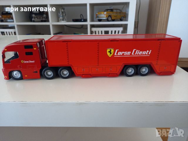 Камион FERRARI TRUCK F1 CAR TRANSPORTER TEAM, Burago,голям 1/43, 36 см., снимка 3 - Колекции - 45493044